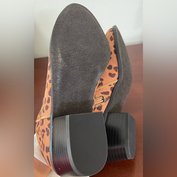 Leopard Style Zippered Ankle Boots | Low heel | Size 9 - Picture 14 of 14